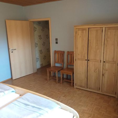 Apartment Zwei Schlafzimmer- Betten In Komforthoehe Baumholder Exteriör bild