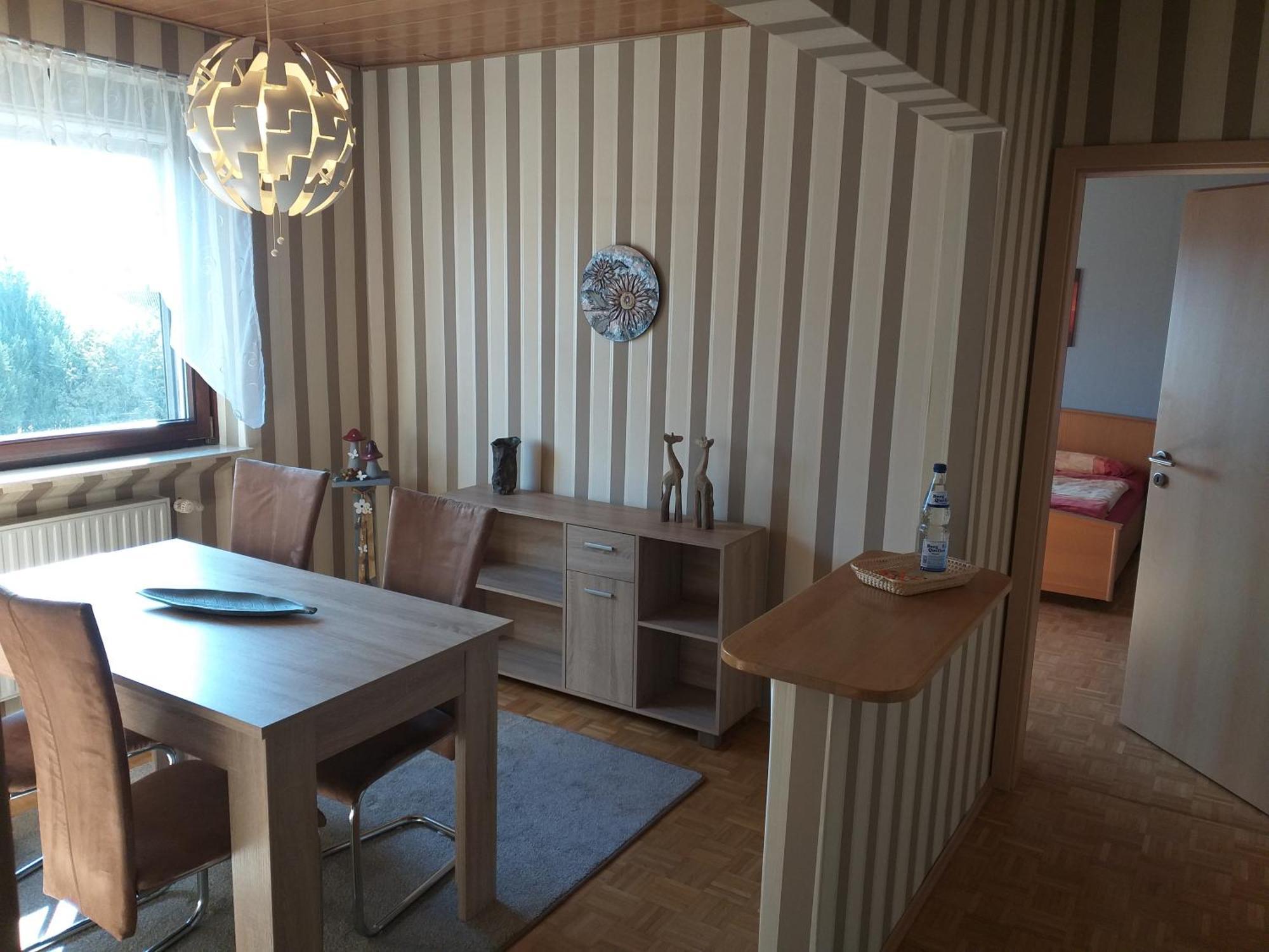 Apartment Zwei Schlafzimmer- Betten In Komforthoehe Baumholder Exteriör bild