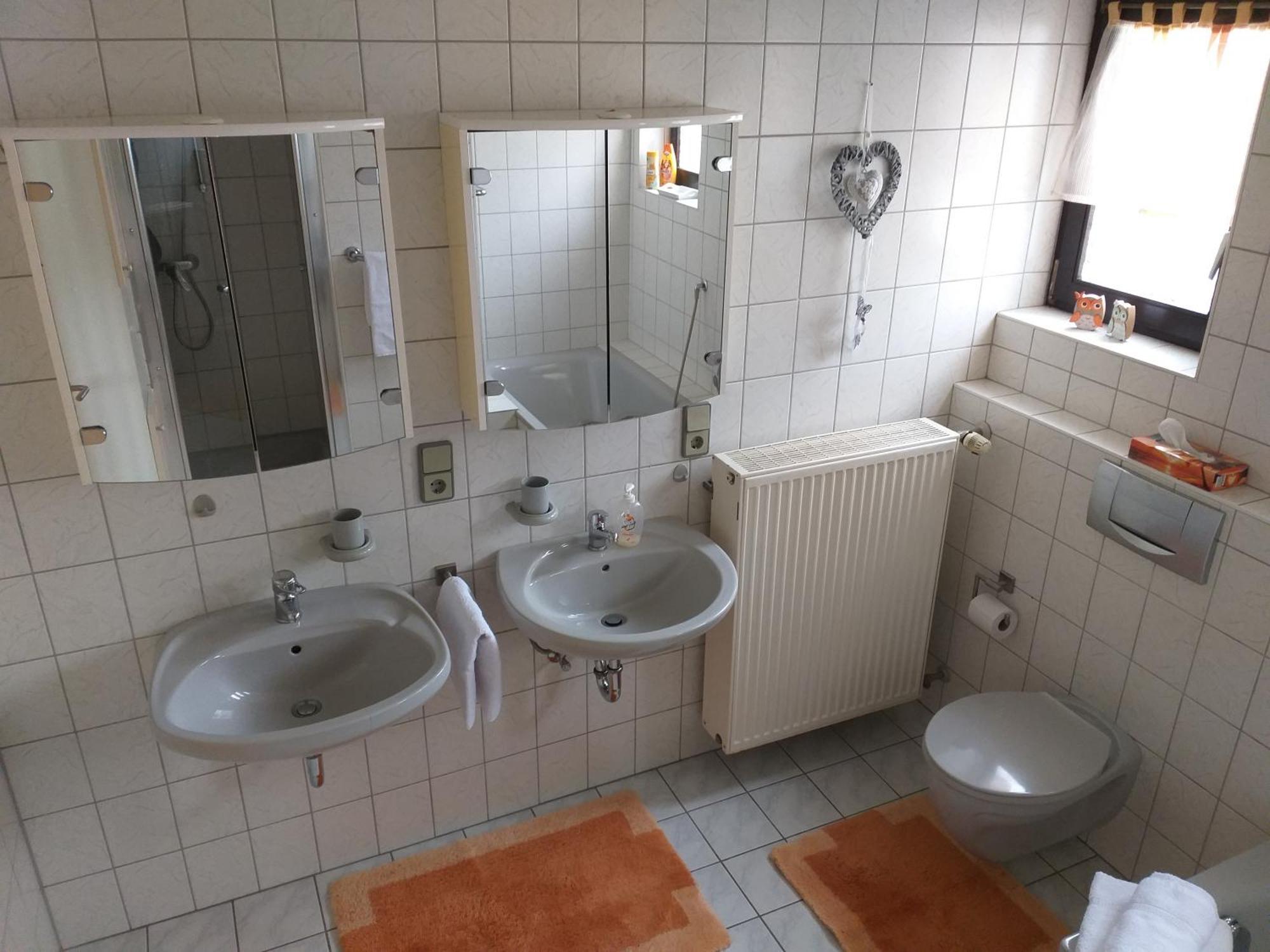 Apartment Zwei Schlafzimmer- Betten In Komforthoehe Baumholder Exteriör bild
